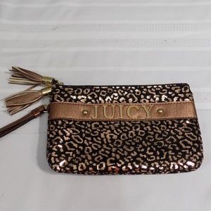 Juicy Couture Cheetah / Leopard Wristlet Bag NWTO